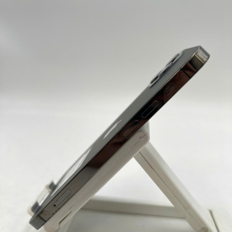 iPhone 12 Pro 128GB Black 98% battery 88% The device has paid off all network fees and is used like an Apple International (dark edges) - HH4031 