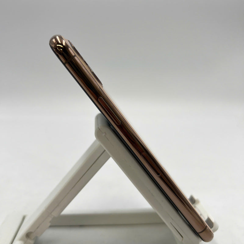 iPhone 11 Pro 64GB Gold 98% battery 93% The device has paid off all network bills and is used like an Apple International (1x spot, scratches on the edge) - HH1270 