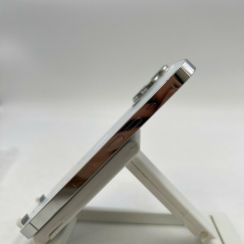 iPhone 14 Pro 256GB White 98% battery 88% Apple International (many scratches on screen, LKCH battery, 0.5x/3x spots) - HH5366 