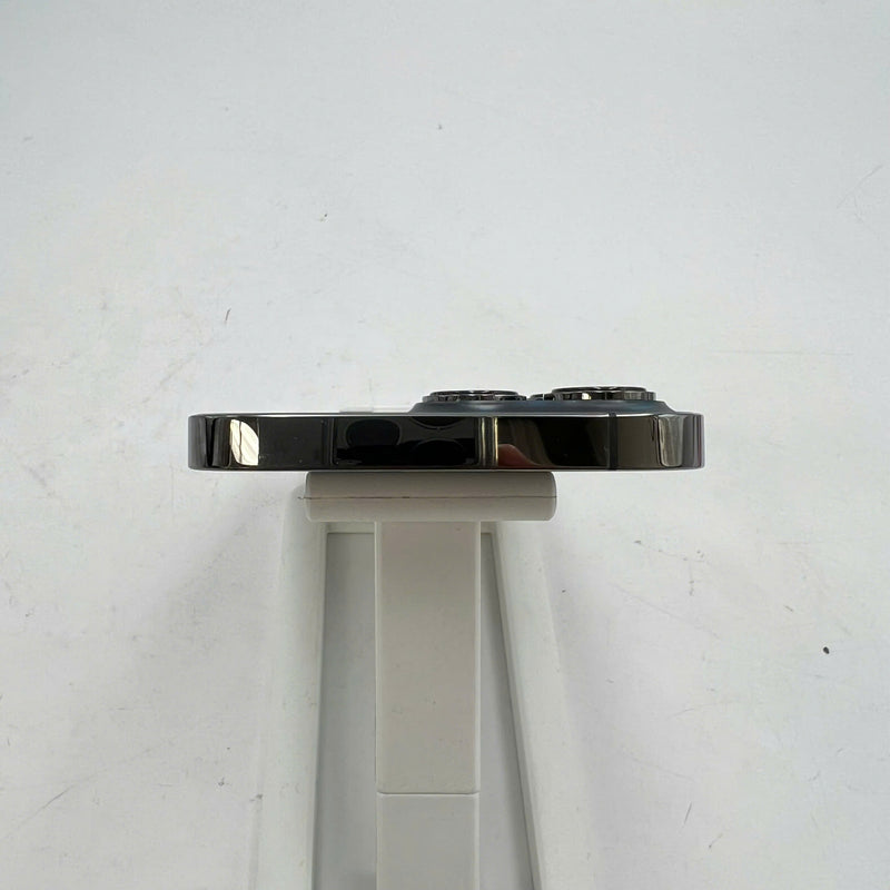 iPhone 13 Pro 128GB Black 98% battery 100% The device has paid all network fees and is used like Apple International (Battery replaced, scratched edges) - HH0871 