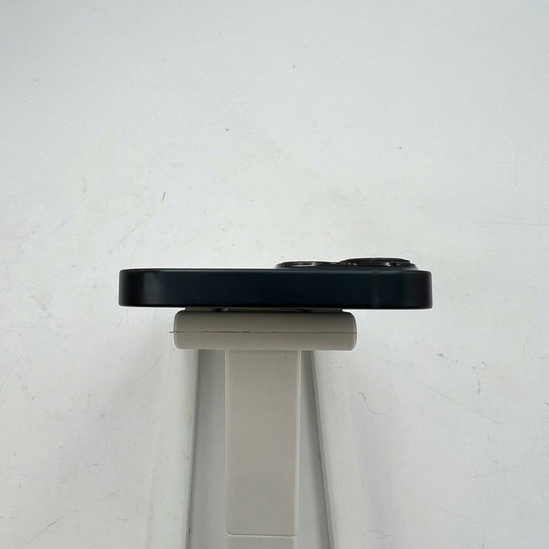 iPhone 13 mini 128GB Black 98% battery 100% The device has paid all network fees and is used like Apple International (Battery replaced, scratched edges) - HH9737 