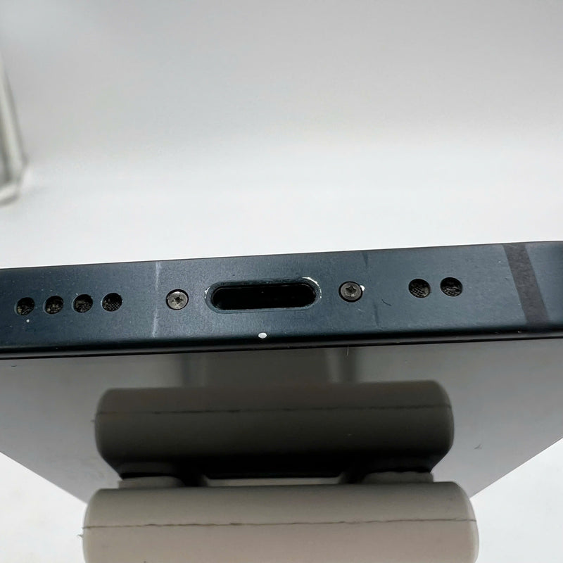 iPhone 13 mini 128GB Black 98% battery 100% The device has paid all network fees and is used like Apple International (Battery replaced, scratched edges) - HH9737 