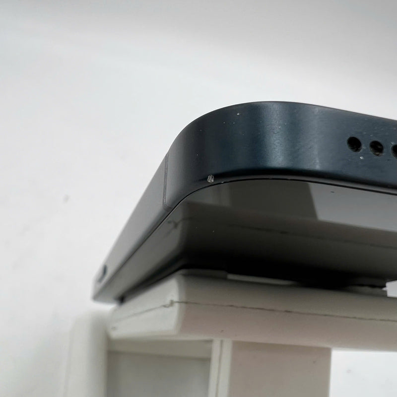 iPhone 13 mini 128GB Black 98% battery 100% The device has paid all network fees and is used like Apple International (Battery replaced, scratched edges) - HH9737 