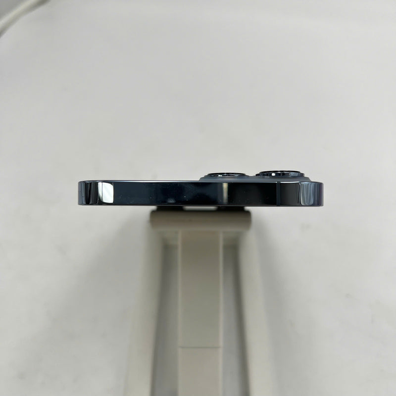 iPhone 13 Pro Max 128GB Blue 98% battery 100% Apple International (Replaced battery, 3x spots) - HH7582 