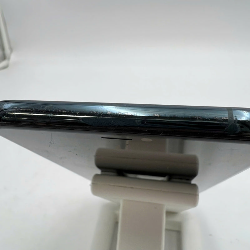 iPhone 11 Pro Max 256GB Green 97% battery 91% Warranty code LL/A (replaced battery, 1x spot, scratched screen, scratched edges, dark back) - HH5071 