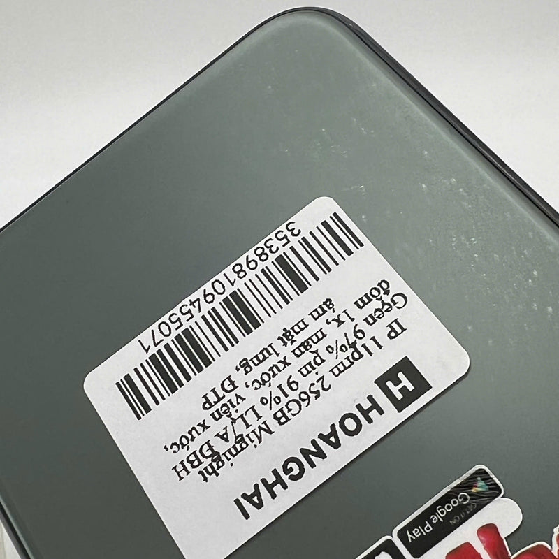 iPhone 11 Pro Max 256GB Green 97% battery 91% Warranty code LL/A (replaced battery, 1x spot, scratched screen, scratched edges, dark back) - HH5071 