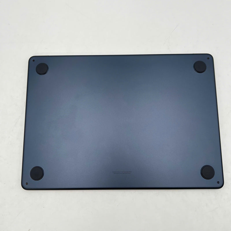 Macbook Air 2025 13.6in Black Apple M4/ RAM 16GB/ SSD 256GB 98% battery 100% Charged 2 times BPTN 