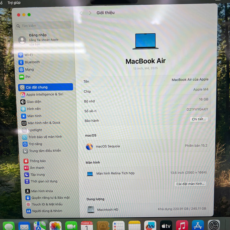 Macbook Air 2025 13.6in Black Apple M4/ RAM 16GB/ SSD 256GB 98% battery 100% Charged 2 times BPTN 