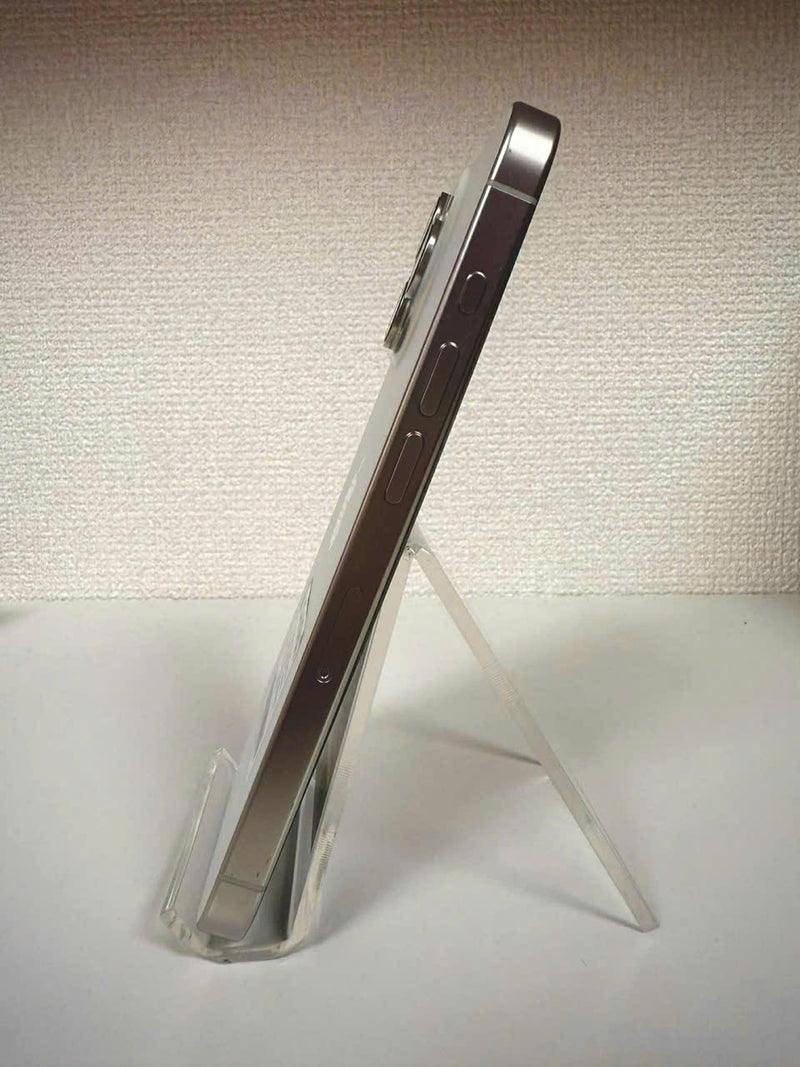 iPhone 15 Pro 128GB White 98% battery 87% Apple International (LKCH camera, scratched edges, dark back) - HH8953 