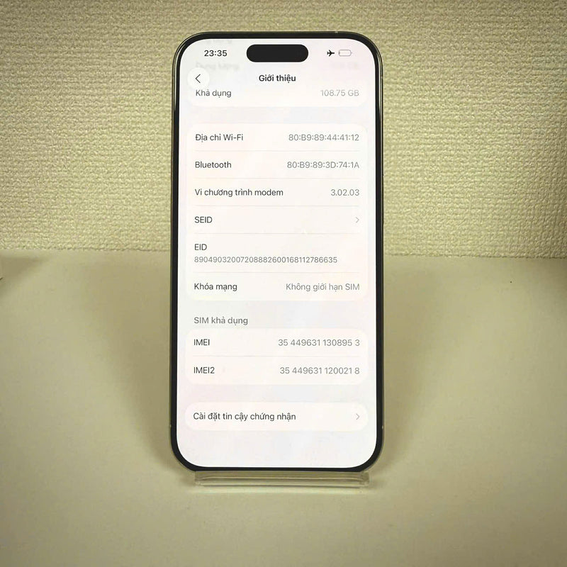 iPhone 15 Pro 128GB White 98% battery 87% Apple International (LKCH camera, scratched edges, dark back) - HH8953 