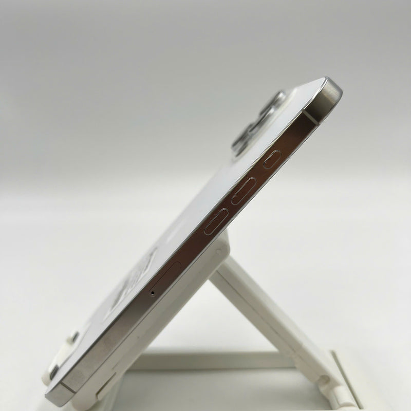 iPhone 16 Pro Max 256GB Desert Gold 99% battery 100% Fullbox International from Apple VN/A version (charged 2 times) - HH1792 