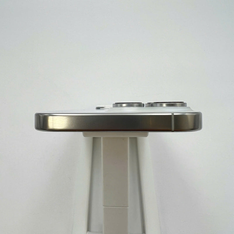 iPhone 16 Pro Max 256GB Desert Gold 99% battery 100% Fullbox International from Apple VN/A version (charged 2 times) - HH1792 