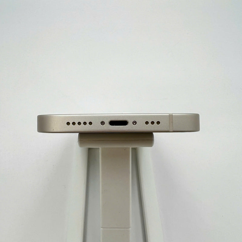 iPhone 13 128GB White 98% battery 100% The device has paid all network fees and is used like an Apple International (scratched edges, DTP) - HH8717 