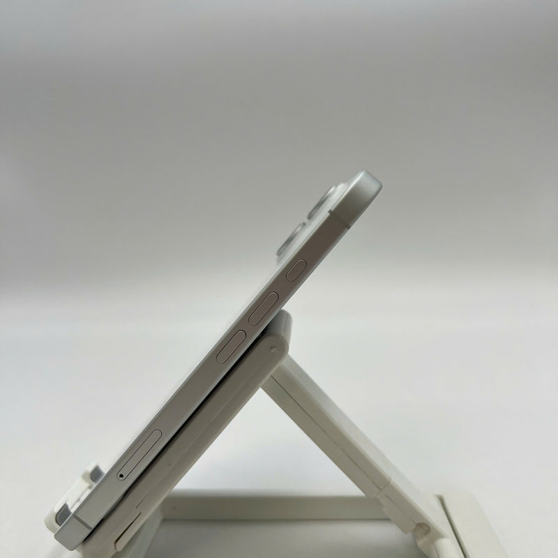 iPhone 16 128GB White 100% International Warranty from SB (No SB sim) 