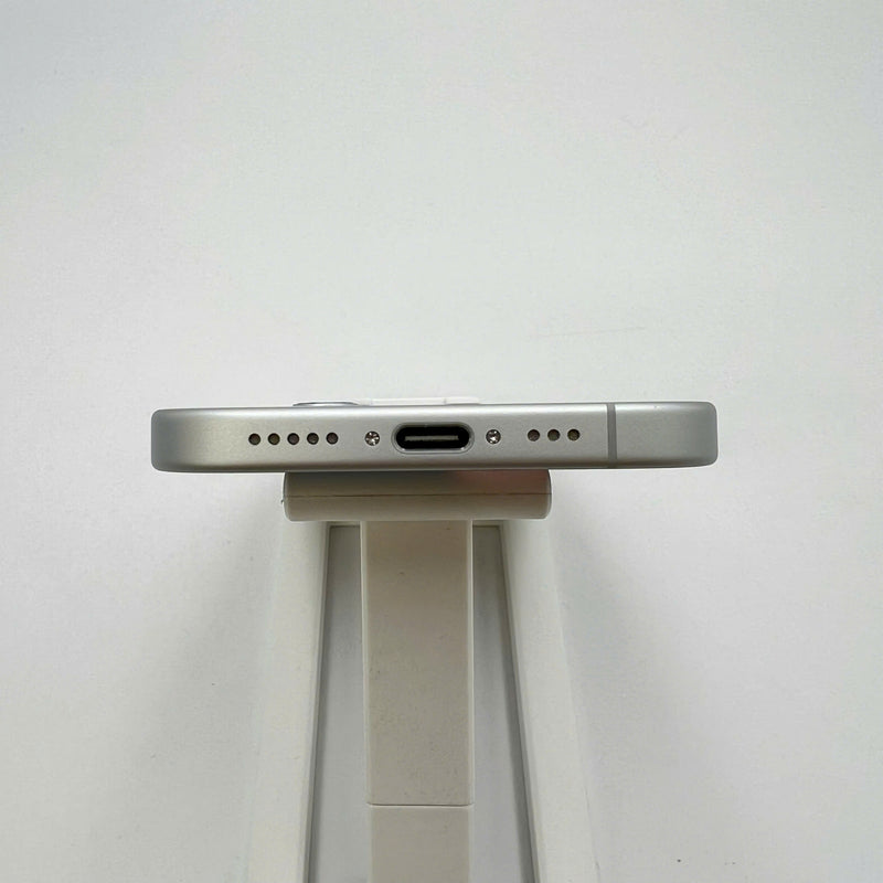 iPhone 16 128GB White 100% International Warranty from SB (No SB sim) 