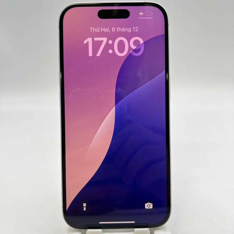 iPhone 16 128GB White 100% International Warranty from SB (No SB sim) 