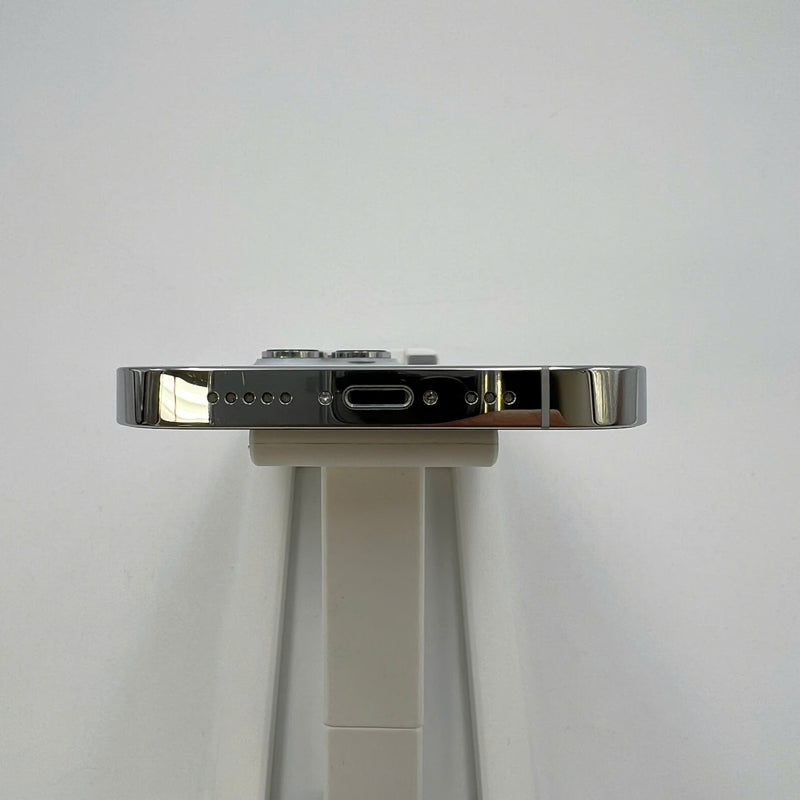 iPhone 14 Pro 256GB White 98% battery 88% Apple International (many scratches on screen, LKCH battery, 0.5x/3x spots) - HH5366 