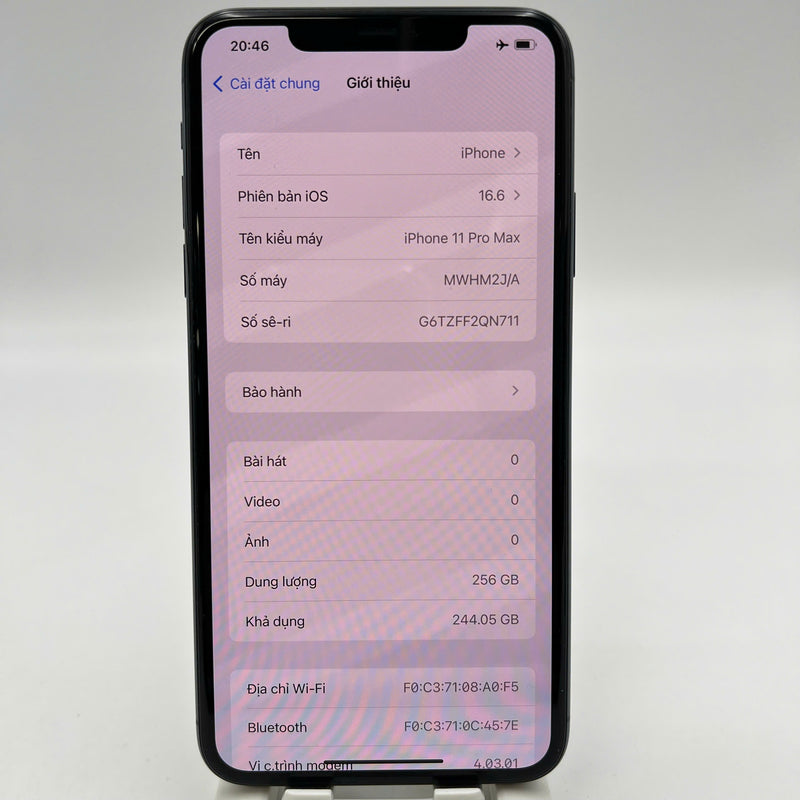 iPhone 11 Pro Max 64GB Green 98% battery 100% US version (Replaced battery - Locked device, 1x camera spot, dark edges, screen scratches) - HH0628 