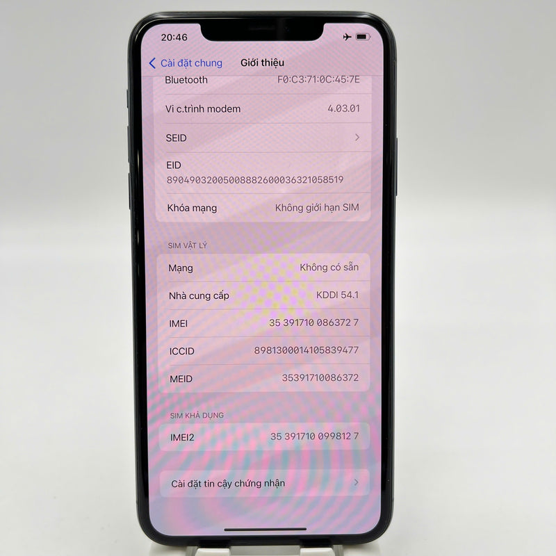 iPhone 11 Pro Max 64GB Green 98% battery 100% US version (Replaced battery - Locked device, 1x camera spot, dark edges, screen scratches) - HH0628 