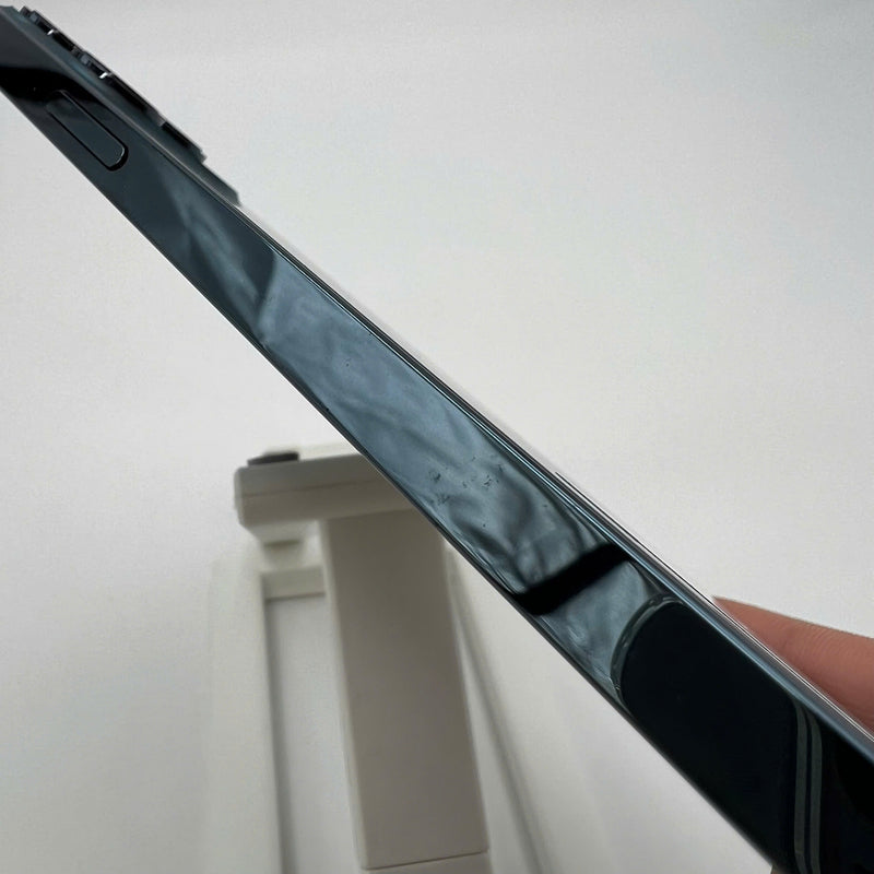 iPhone 12 Pro 128GB Gold 98% battery 85% The device has paid off all network fees and is used as an international Apple - HH3878 