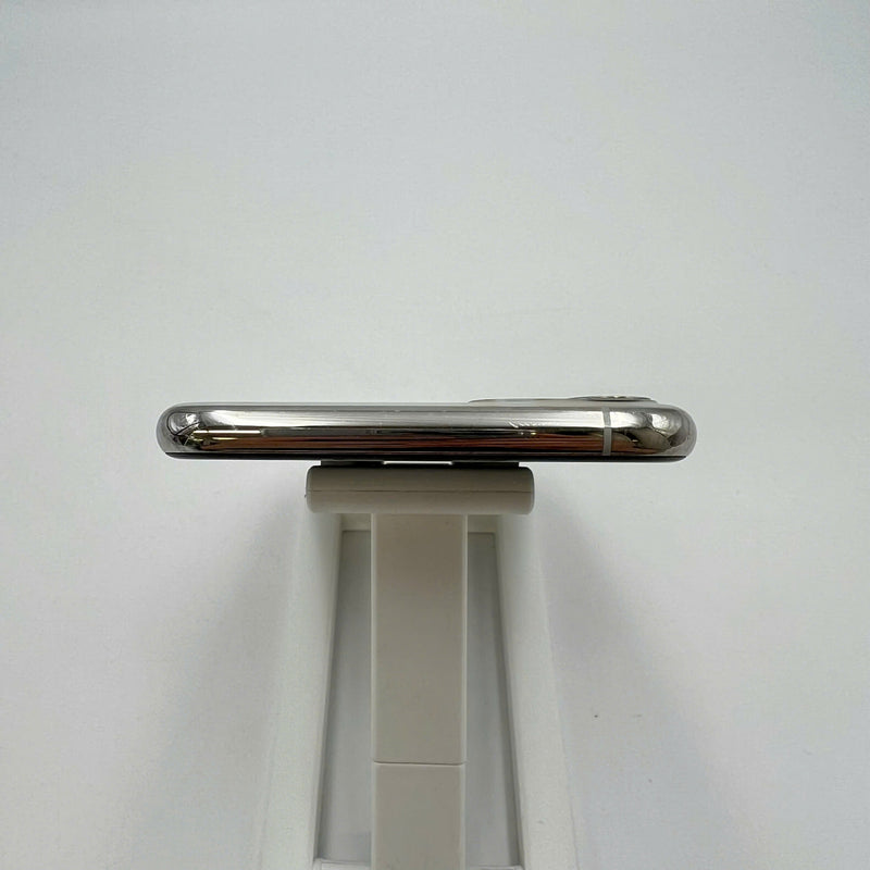 iPhone 11 Pro Max 64GB Black 97% battery 100% The device has paid all network fees and is used like Apple International (Battery replaced - 1x camera spot, screen scratches, edges) - HH5675 