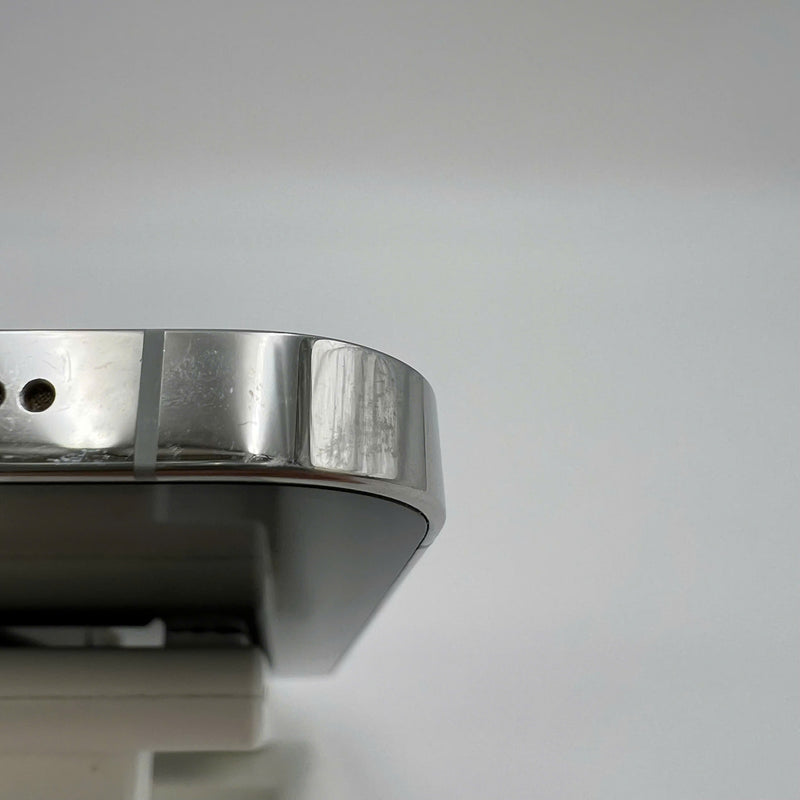 iPhone 12 Pro 128GB White 98% battery 87% The device has paid off all network fees and is used like an Apple International (scratched edges) - HH9918 