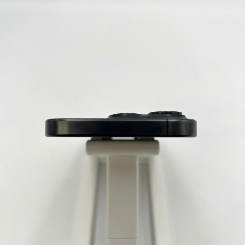 iPhone 15 Pro 128GB Black 98% battery 88% International from SB (No SB sim - 0.5x spots, scratched edges, scratched screen) - HH7283 