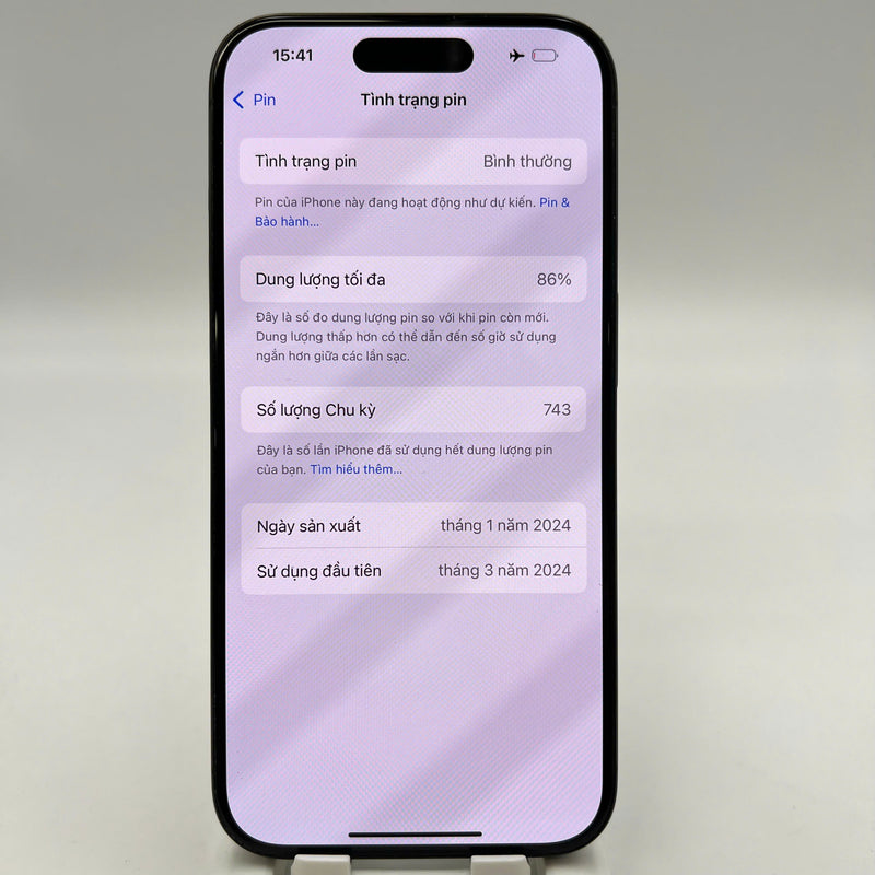 iPhone 15 Pro 128GB Black 98% battery 88% International from SB (No SB sim - 0.5x spots, scratched edges, scratched screen) - HH7283 