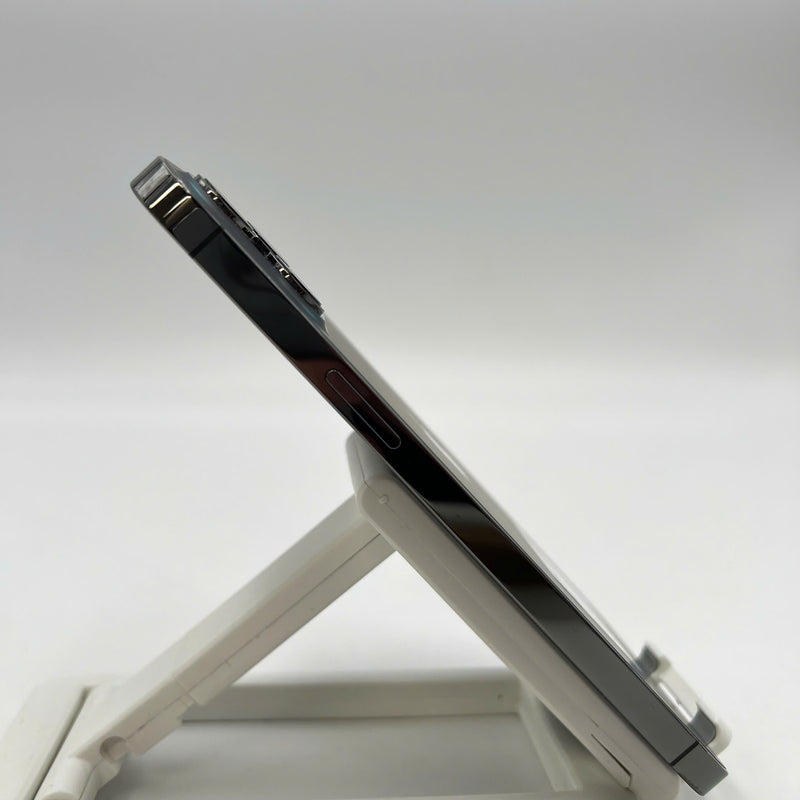 iPhone 12 Pro Max 128GB Black 98% battery 100% The device has paid all network fees and is used like Apple International (Battery replaced, dented, scratched edges, dark back) - HH0441 