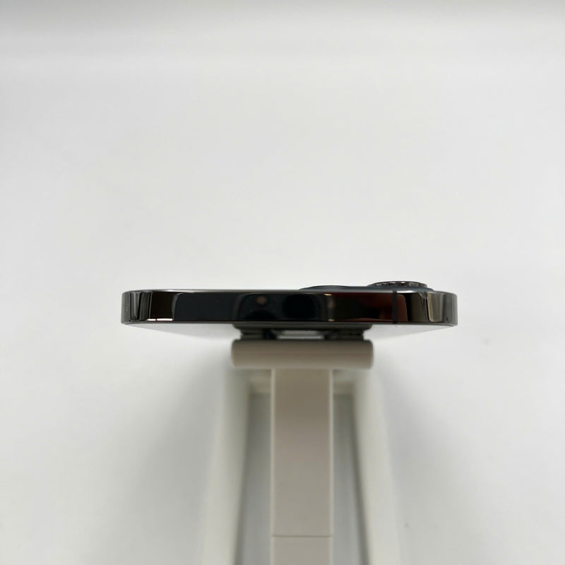 iPhone 12 Pro Max 128GB Black 98% battery 100% The device has paid all network fees and is used like Apple International (Battery replaced, dented, scratched edges, dark back) - HH0441 