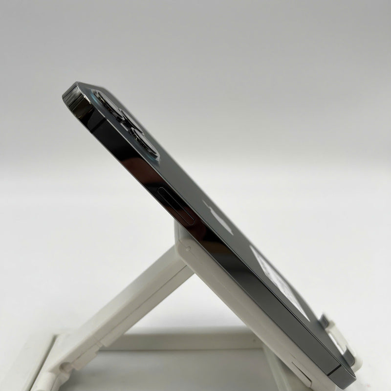 iPhone 12 Pro Max 128GB Black 98% battery 100% The device has paid all network fees and is used like Apple International (Battery replaced, dented, scratched edges, dark back) - HH0441 