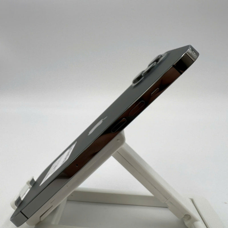 iPhone 12 Pro Max 128GB Black 98% battery 100% The device has paid all network fees and is used like Apple International (Battery replaced, dented, scratched edges, dark back) - HH0441 