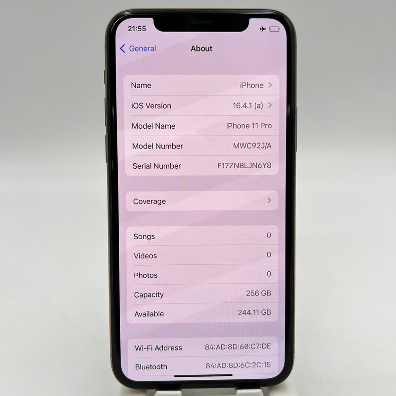 iPhone 11 Pro 64GB White 98% battery 87% The device has paid all network fees and is used like an Apple International (scratched edges and screen) - HH3531 