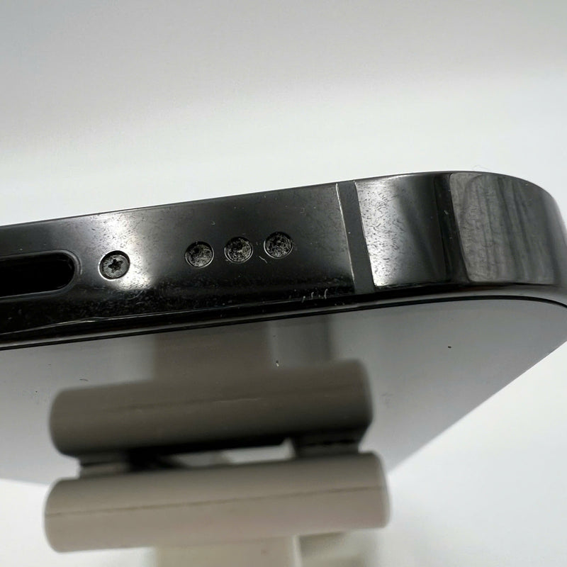 iPhone 14 Pro 128GB Black 98% battery 100% International from AU (No AU sim used - Battery replaced, scratches on edges, 3x spots) - HH1572 