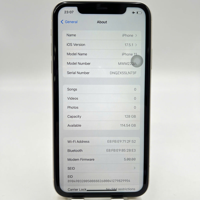 iPhone 11 64GB Black 98% battery 89% The device has paid off all network bills and is used like an Apple International (LKCH battery, scratched edges, scratched orange edges) - HH9158 