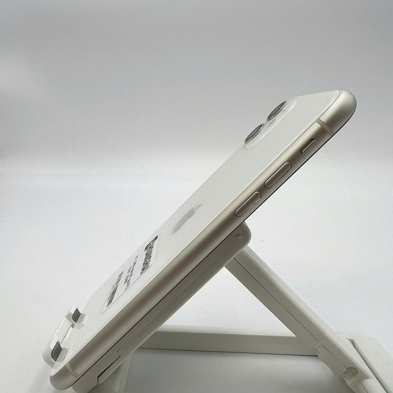 iPhone 11 64GB Black 98% battery 89% The device has paid off all network bills and is used like an Apple International (LKCH battery, scratched edges, scratched orange edges) - HH9158 