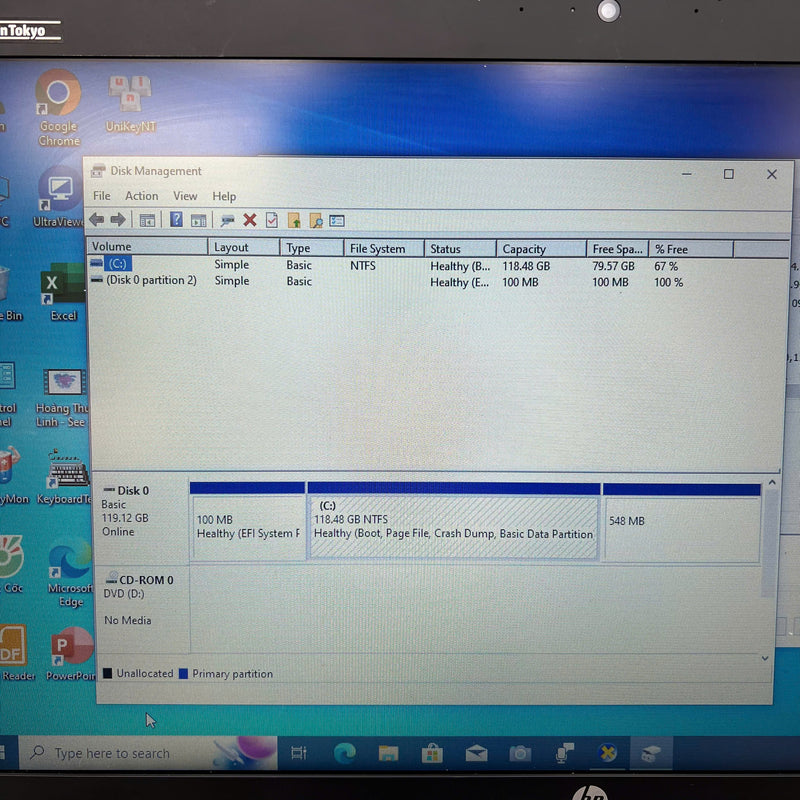 HP Probook 450 G3 15.6in i5 6200U/RAM 8GB/SSD 256GB BPTN Like new (Many scratches) 