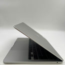 Macbook Air 2022 13.6" Silver Apple M2/ RAM 8GB/ SSD 256GB 98% pin 99% sạc 70 lần (có trầy)